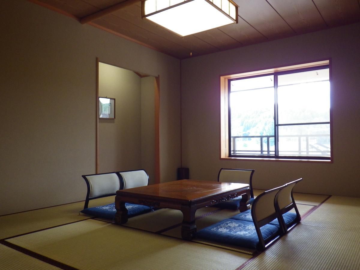 Kurikarajyuku Hotell Tsubata Eksteriør bilde